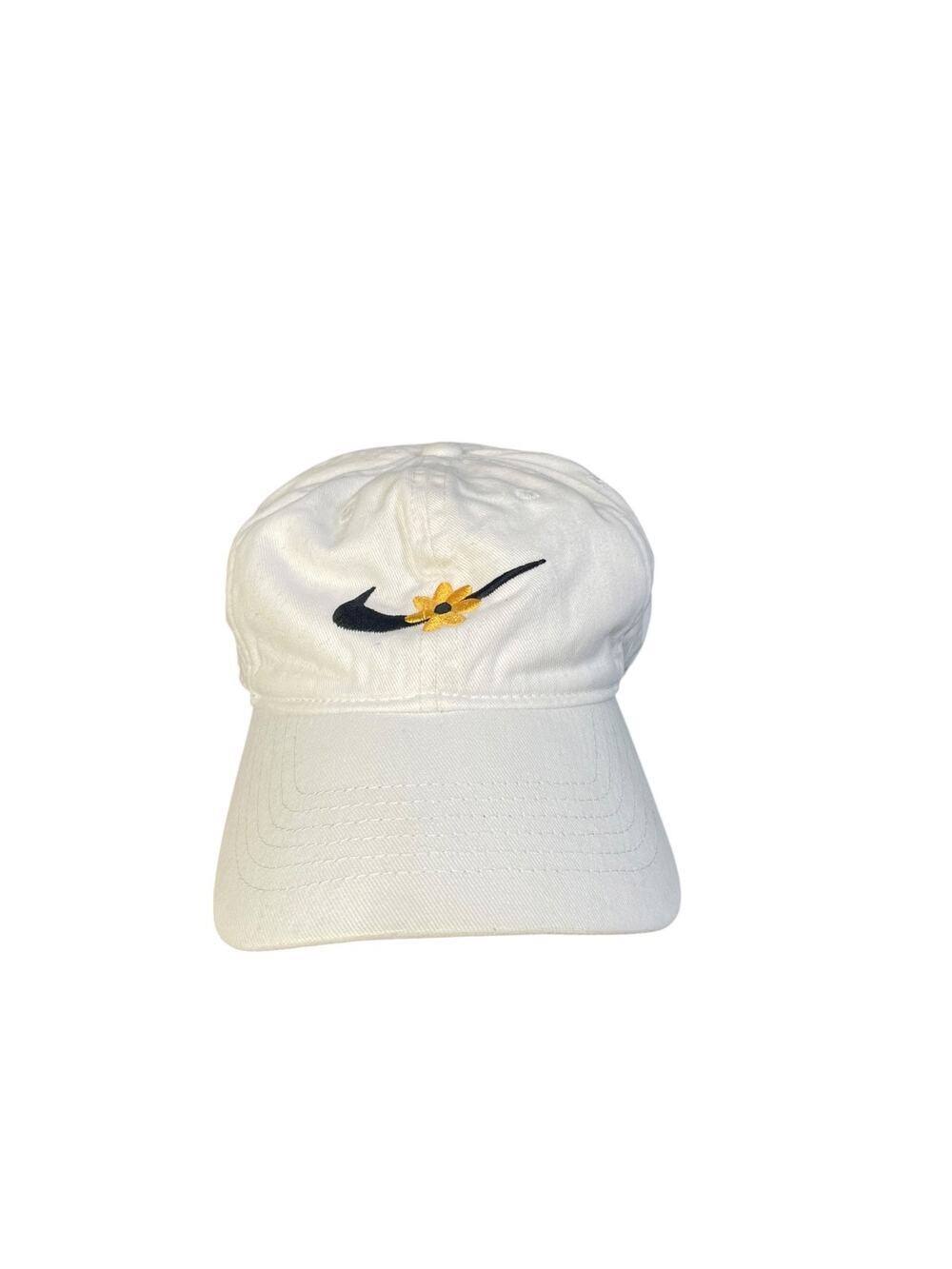 Nike Youth Girls White Adjustable Size 4/6x Cotton Hat